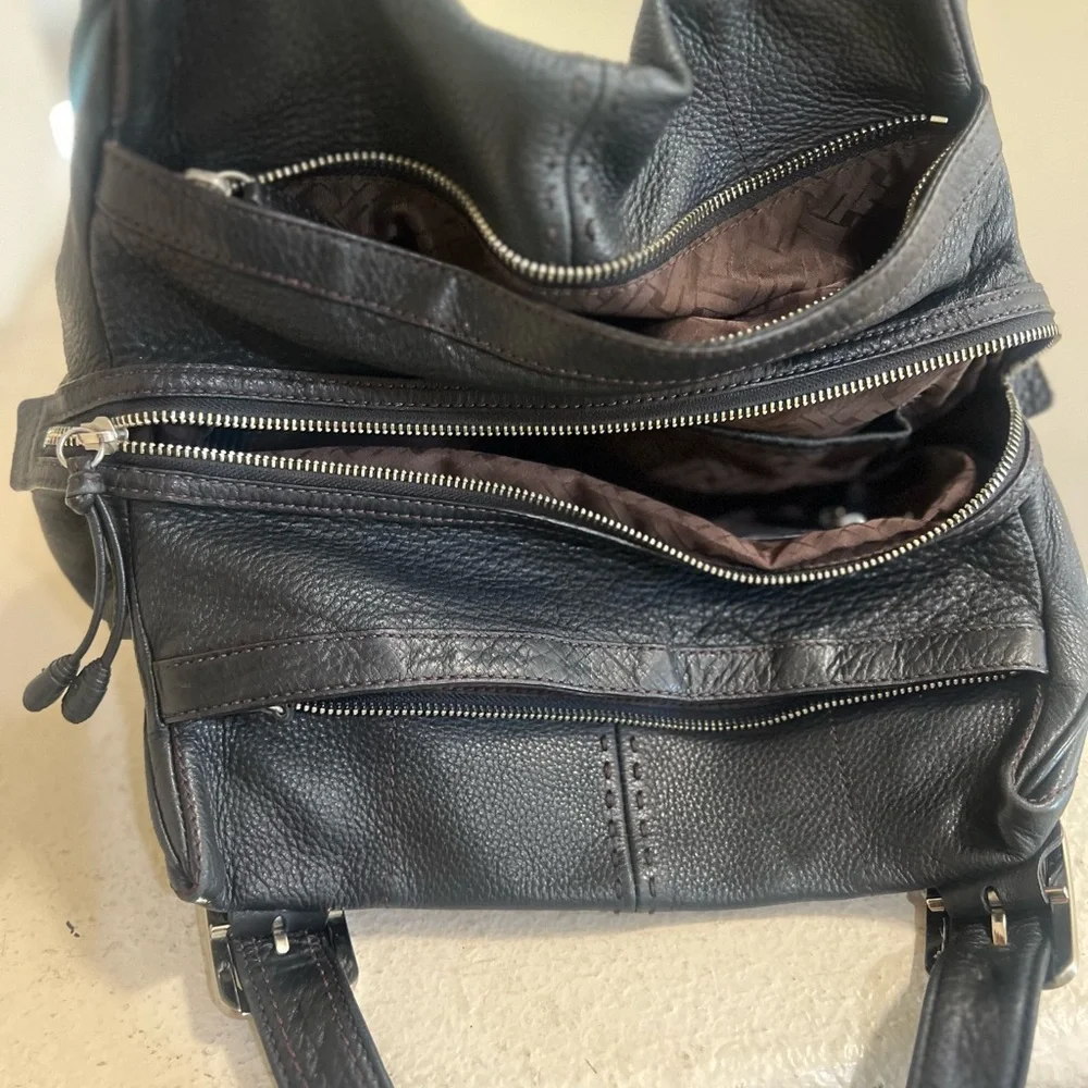 Cole Haan Black Pebble Leather Hobo Satchel work Bag large compartments